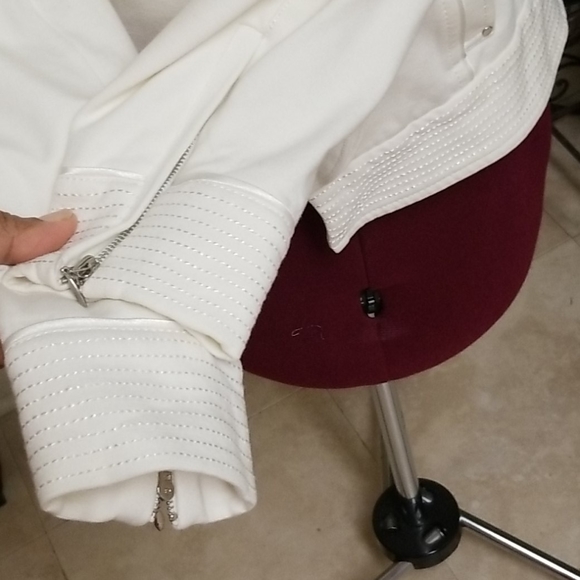 White/Black Women's Jacket Size 8 - Picture 4 of 9